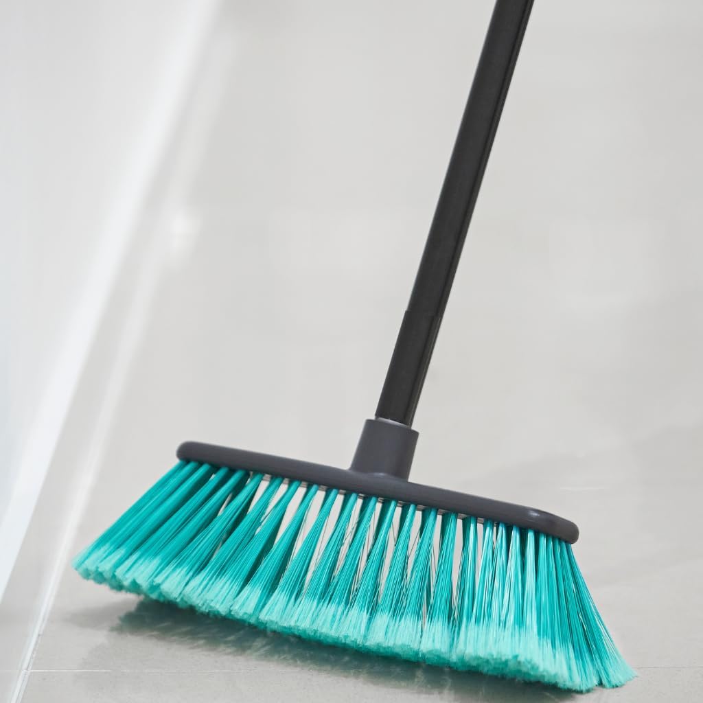 Escoba Eversea® de Plástico Reciclado Marino para Cualquier Superficie