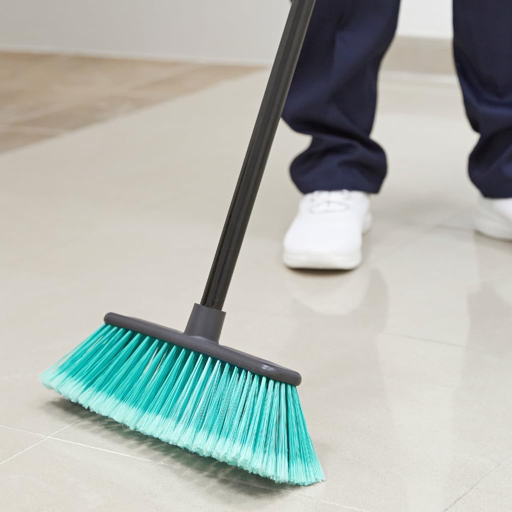 Escoba Eversea® de Plástico Reciclado Marino para Cualquier Superficie